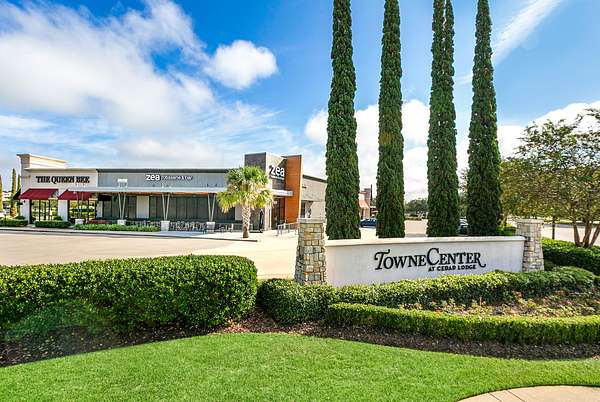 7.27 Acres of Commercial Land for Lease in Baton Rouge, Louisiana