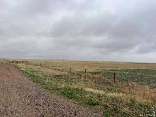36 Acres of Land for Sale in Briggsdale, Colorado