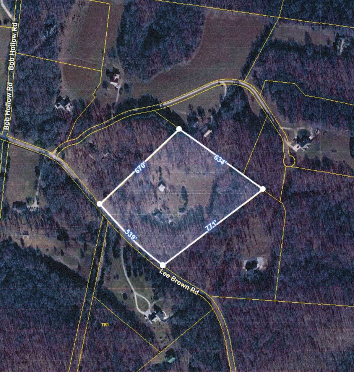 10 Acres of Land with Home for Sale in Bon Aqua, Tennessee