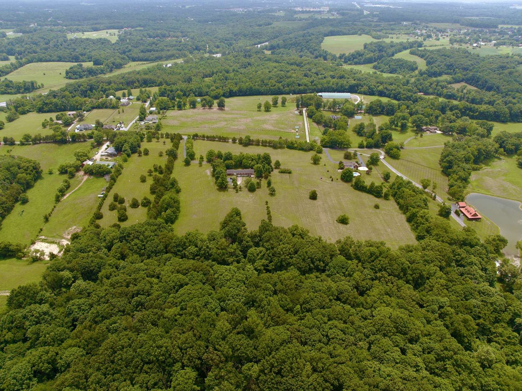 5 Acres of Residential Land for Sale in Cross Plains, Tennessee