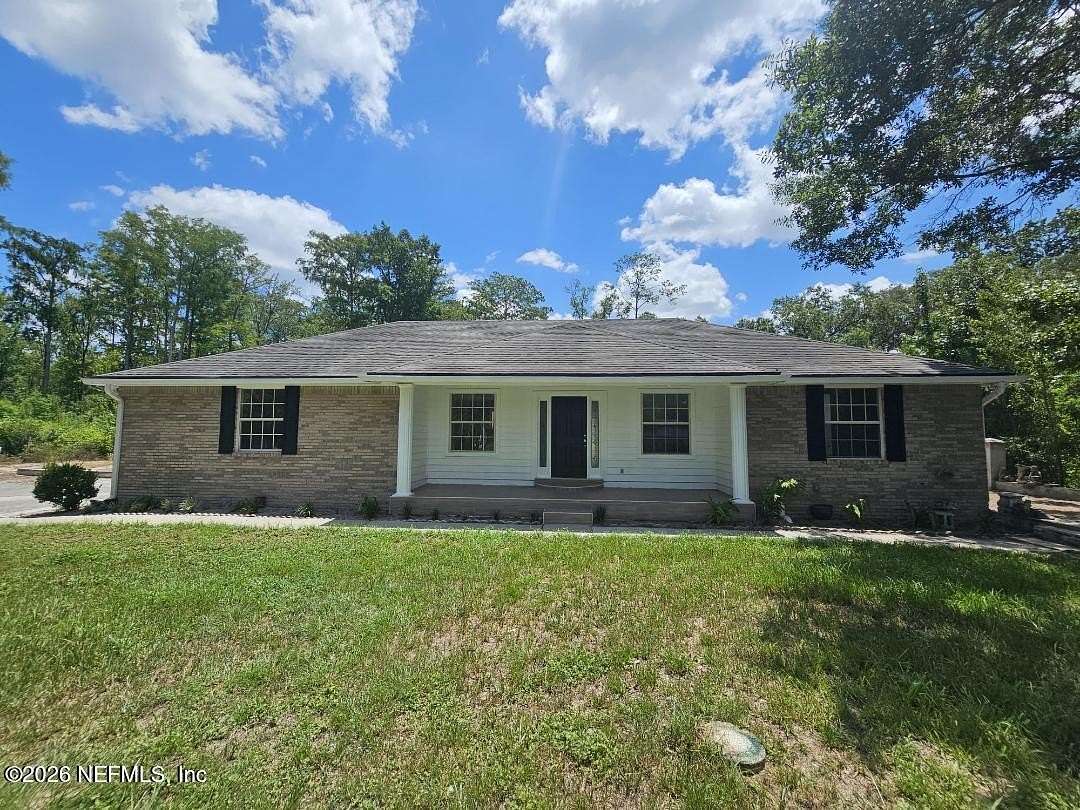 5.74 Acres of Land with Home for Sale in Middleburg, Florida