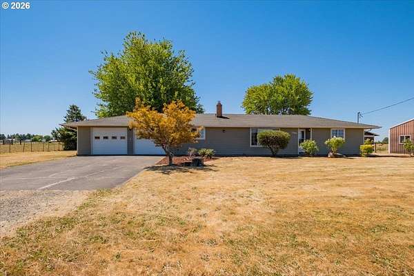 5 Acres of Land with Home for Sale in Lebanon, Oregon
