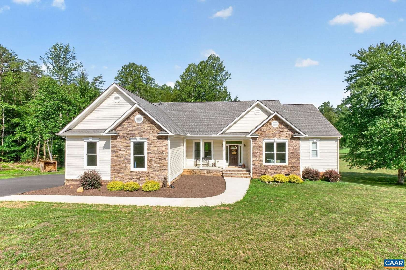 5 Acres of Land with Home for Sale in Barboursville, Virginia