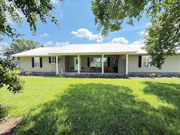 10 Acres of Land with Home for Sale in Nicholls, Georgia
