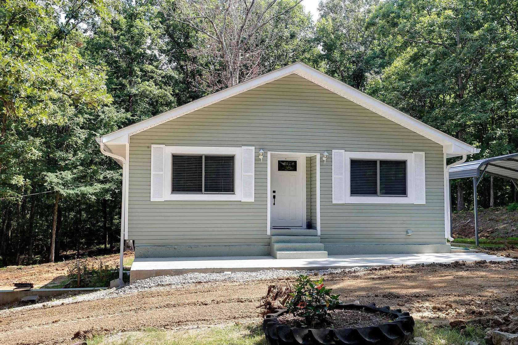 3 Acres of Land with Home for Sale in Jonesboro, Arkansas