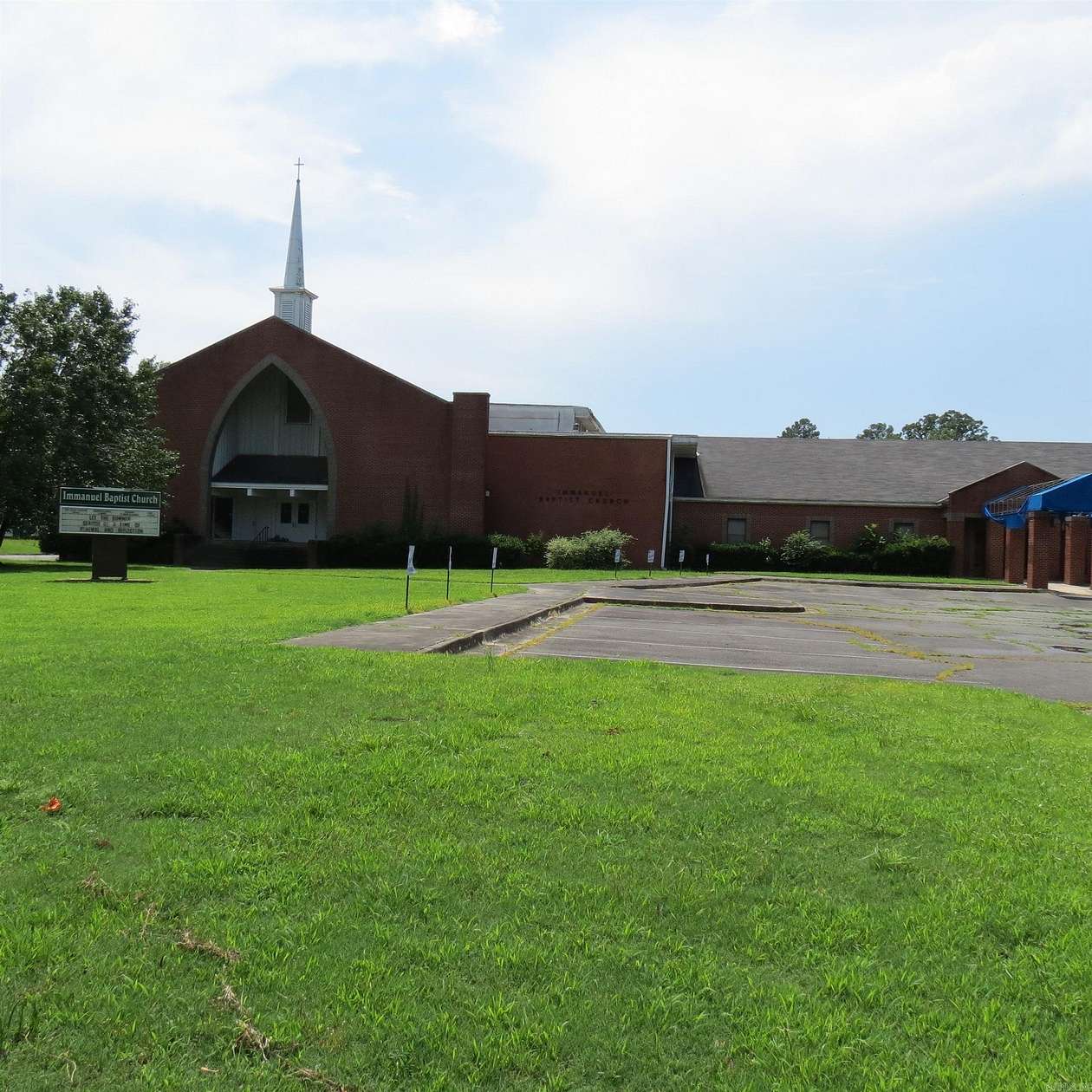 4 Acres of Improved Commercial Land for Sale in Pine Bluff, Arkansas