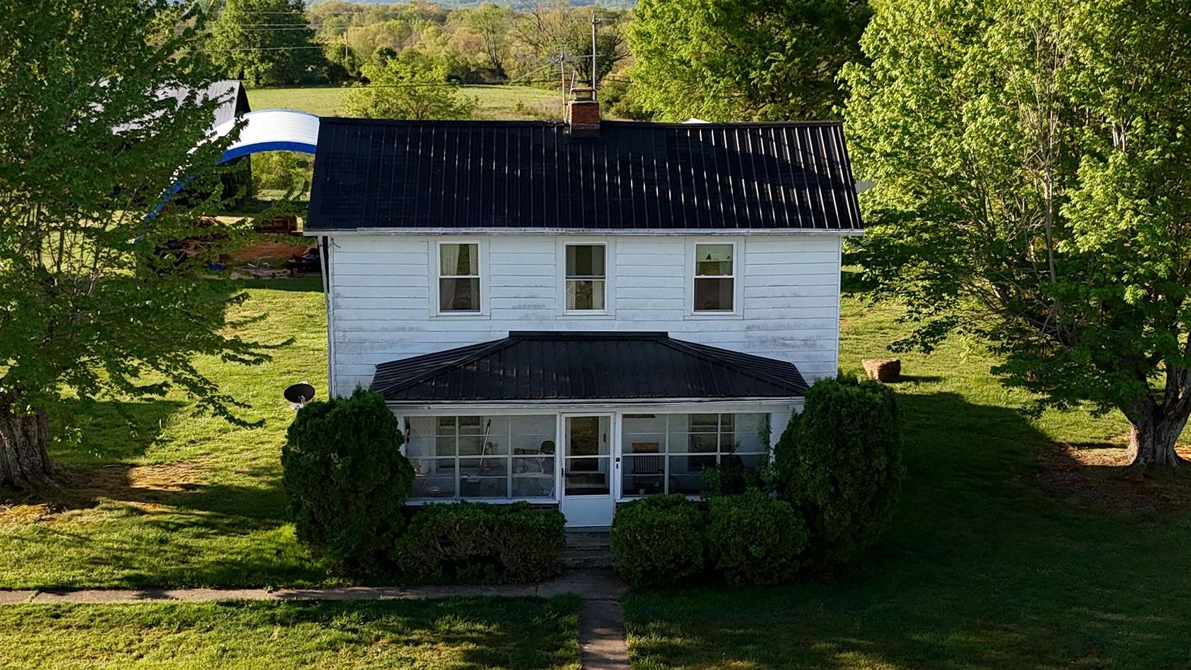 10.3 Acres of Land with Home for Sale in Richmond, Kentucky