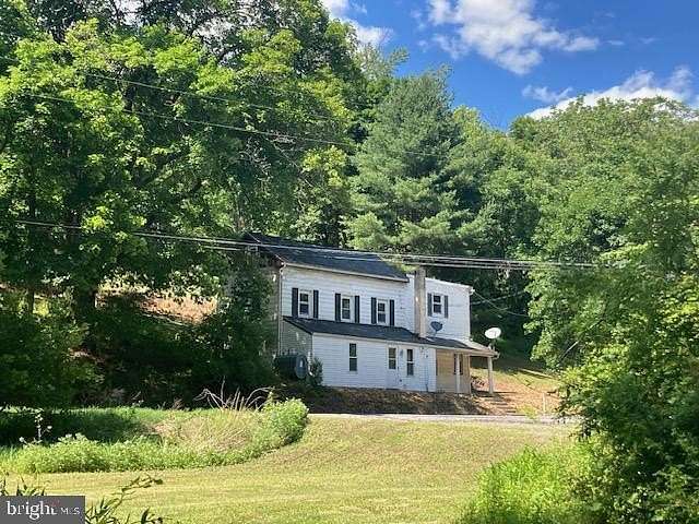 6.8 Acres of Land with Home for Auction in Birdsboro, Pennsylvania