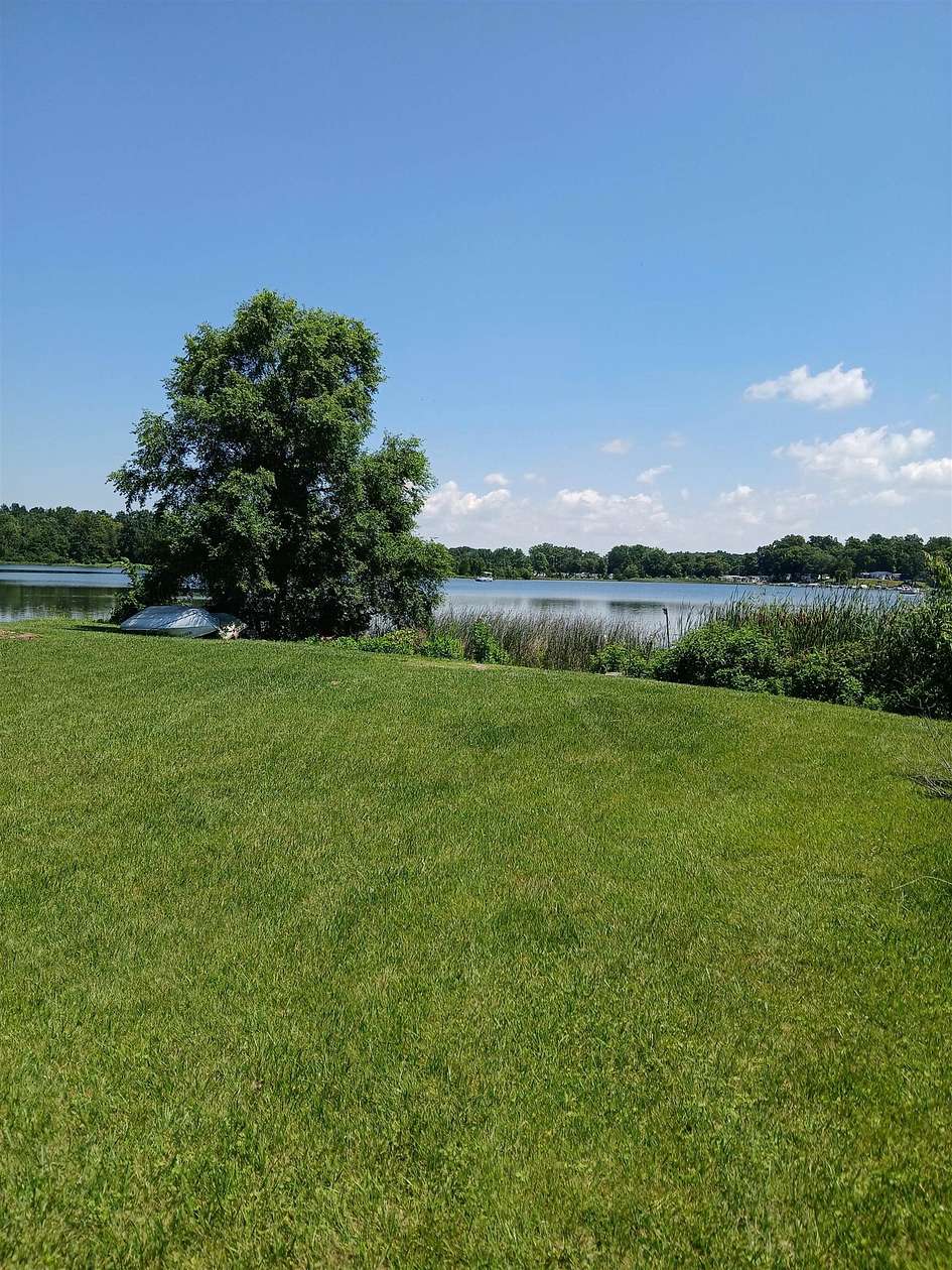 0.38 Acres of Land for Sale in Fremont, Indiana