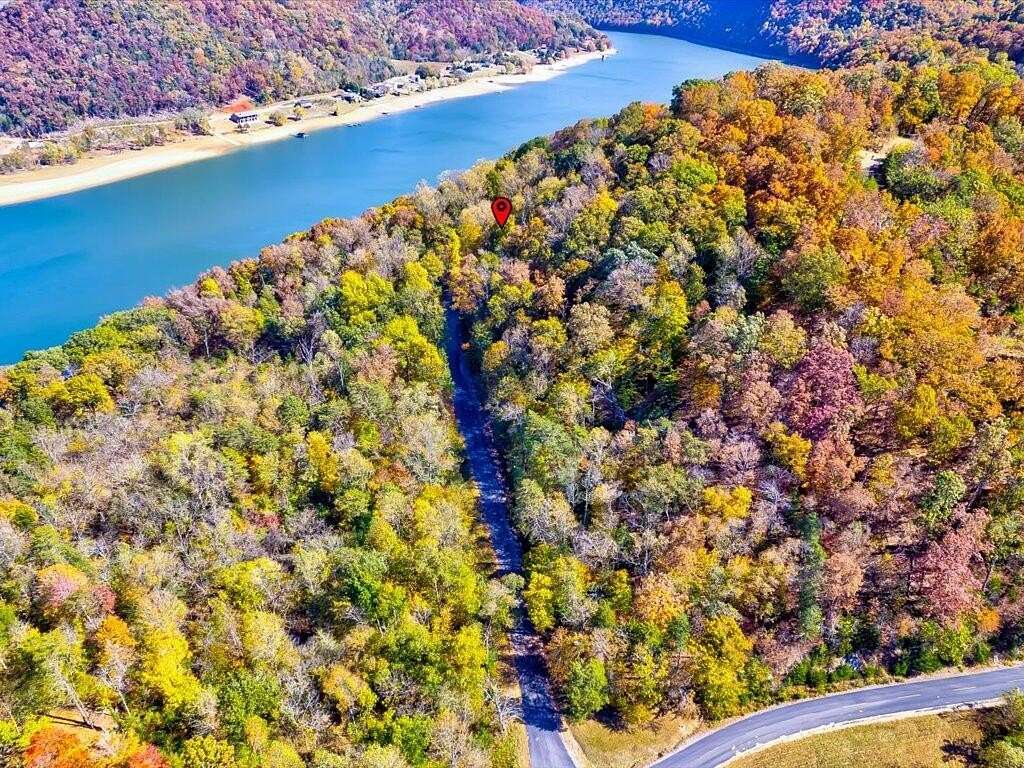 1 Acre of Residential Land for Sale in Whitesburg, Tennessee