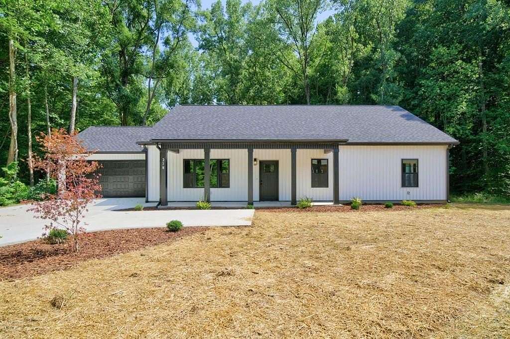 2.56 Acres of Land with Home for Sale in Cookeville, Tennessee