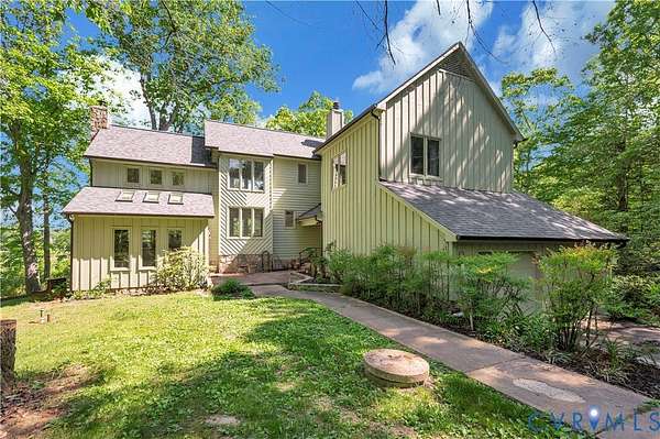3.22 Acres of Land with Home for Auction in Fredericksburg, Virginia