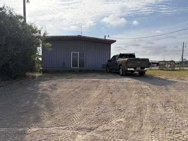 2.67 Acres of Improved Commercial Land for Sale in San Angelo, Texas
