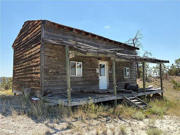 21.4 Acres of Recreational Land for Sale in Miles City, Montana