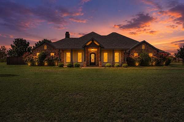 2.78 Acres of Land with Home for Sale in Lubbock, Texas