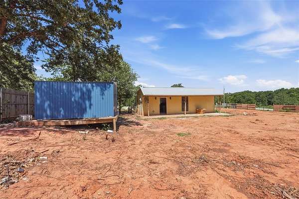 1.29 Acres of Land with Home for Sale in Norman, Oklahoma