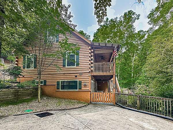 5 Acres of Land with Home for Sale in Ellijay, Georgia