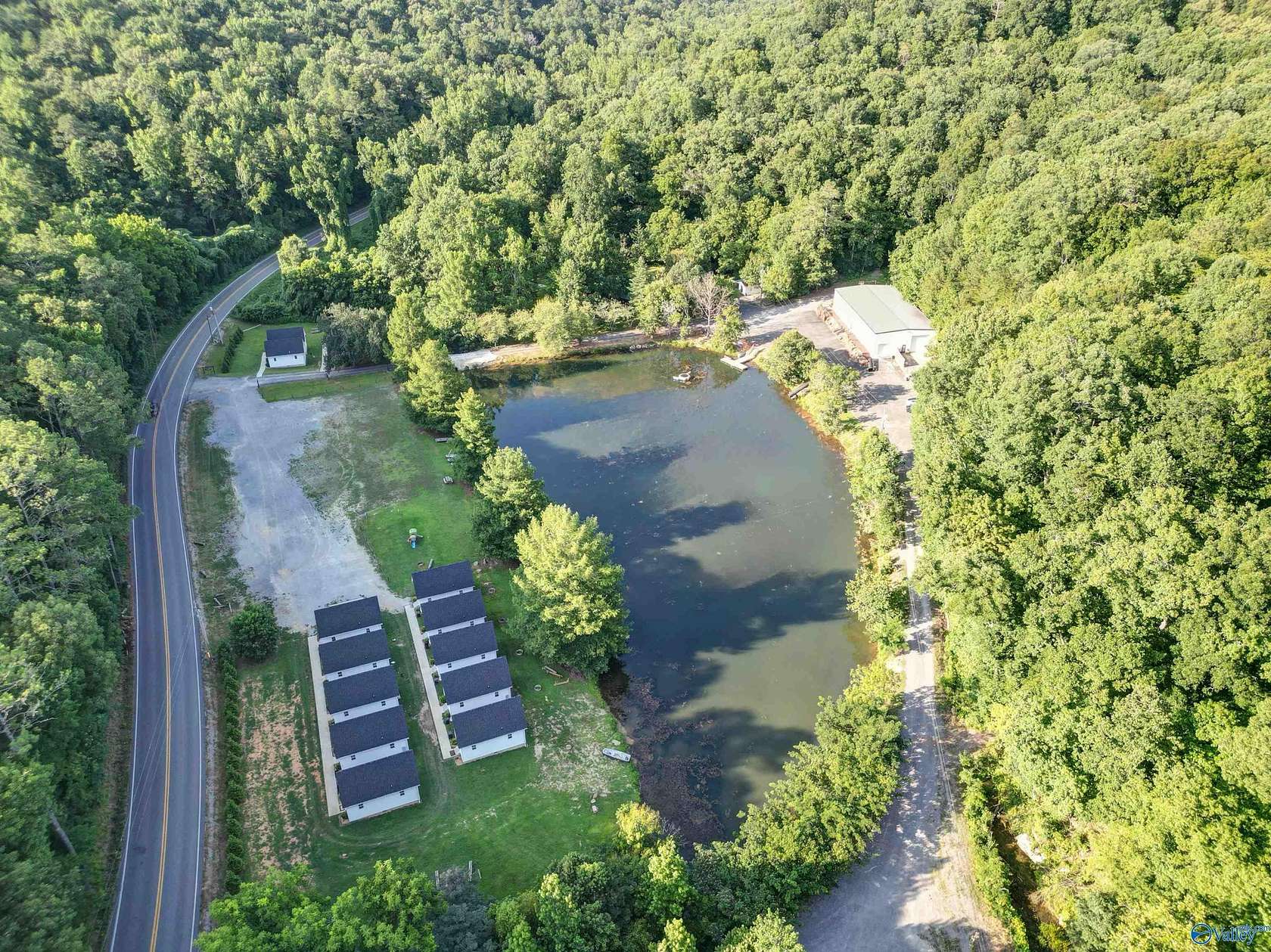 40 Acres of Improved Land for Sale in Guntersville, Alabama