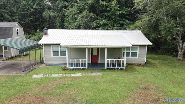 2 Acres of Land with Home for Sale in Fort Payne, Alabama