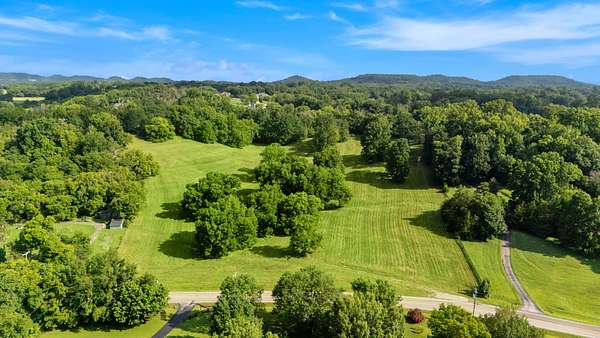 15.7 Acres of Land for Sale in Thompson's Station, Tennessee