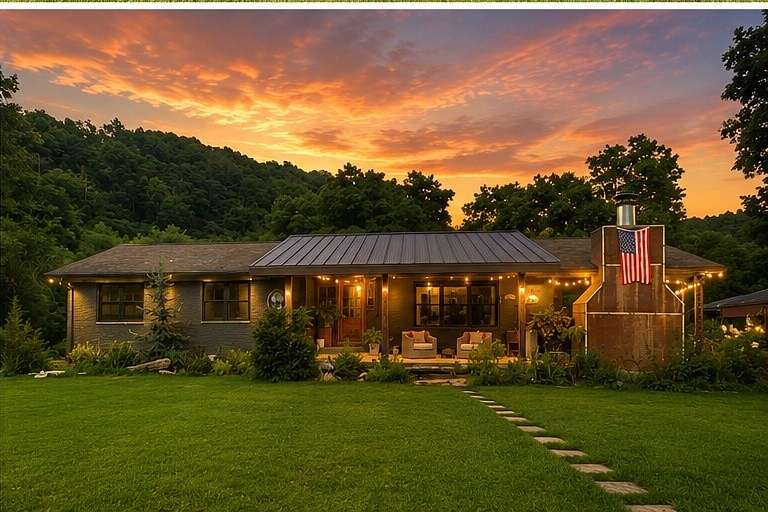 25.5 Acres of Improved Agricultural Land for Sale in Waynesboro, Tennessee