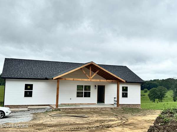 1.7 Acres of Land with Home for Sale in Jamestown, Tennessee