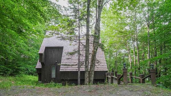 2.1 Acres of Land with Home for Sale in Plymouth, Vermont