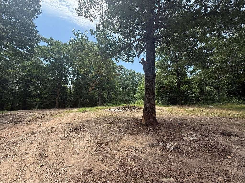6 Acres of Residential Land for Sale in Gravette, Arkansas