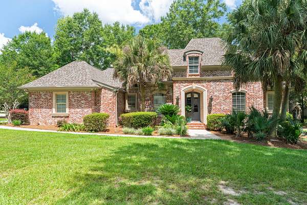 64 Acres of Land with Home for Sale in Hattiesburg, Mississippi