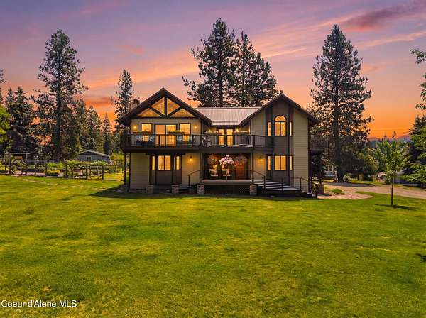 1.65 Acres of Land with Home for Sale in Hope, Idaho