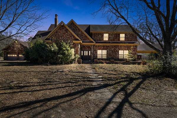 224 Acres of Recreational Land with Home for Sale in Longview, Texas