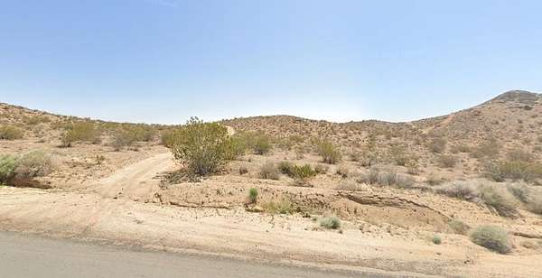 10 Acres of Land for Sale in Rosamond, California