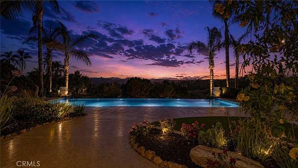 2 Acres of Land with Home for Sale in Fallbrook, California