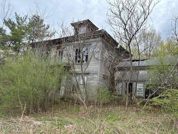30 Acres of Improved Recreational Land for Sale in Sharon Springs, New York