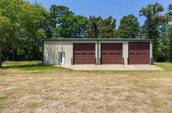 7.36 Acres of Mixed-Use Land for Sale in Hallsville, Texas