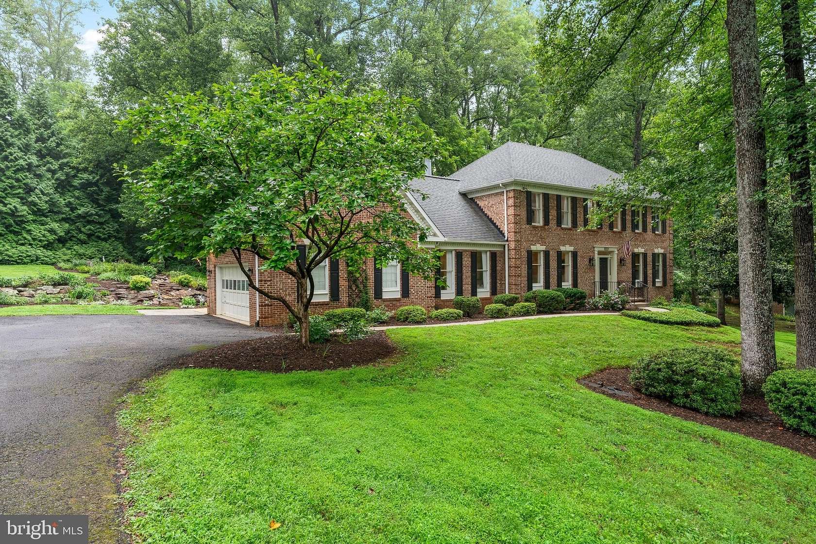 2 Acres of Land with Home for Sale in Warrenton, Virginia