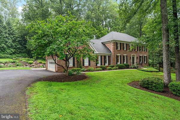 2 Acres of Land with Home for Sale in Warrenton, Virginia