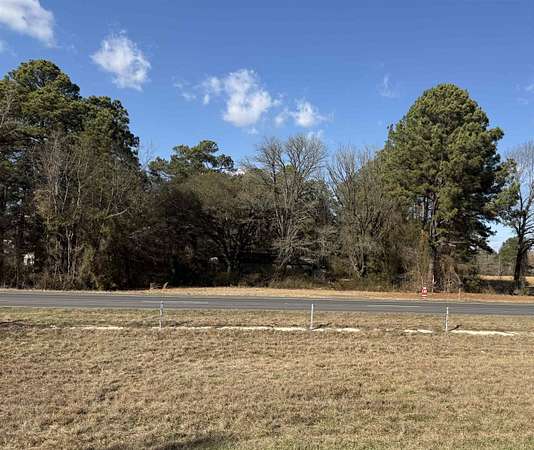 2.27 Acres of Mixed-Use Land for Sale in Hallsville, Texas