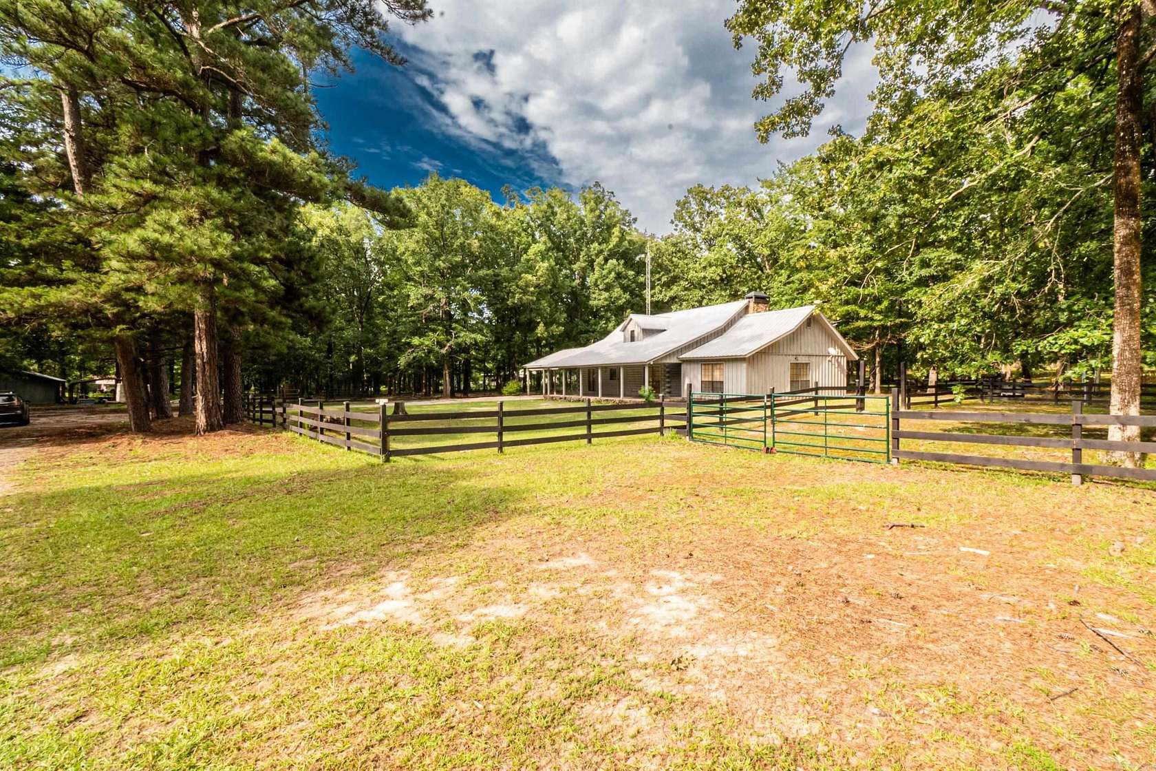 6.42 Acres of Land with Home for Sale in El Dorado, Arkansas