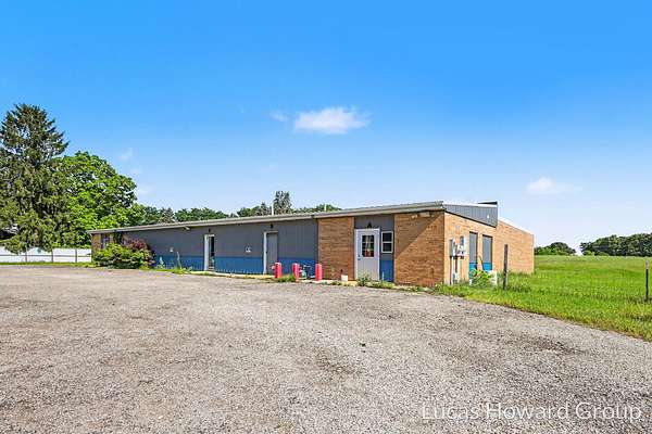 5 Acres of Improved Commercial Land for Sale in Allegan, Michigan
