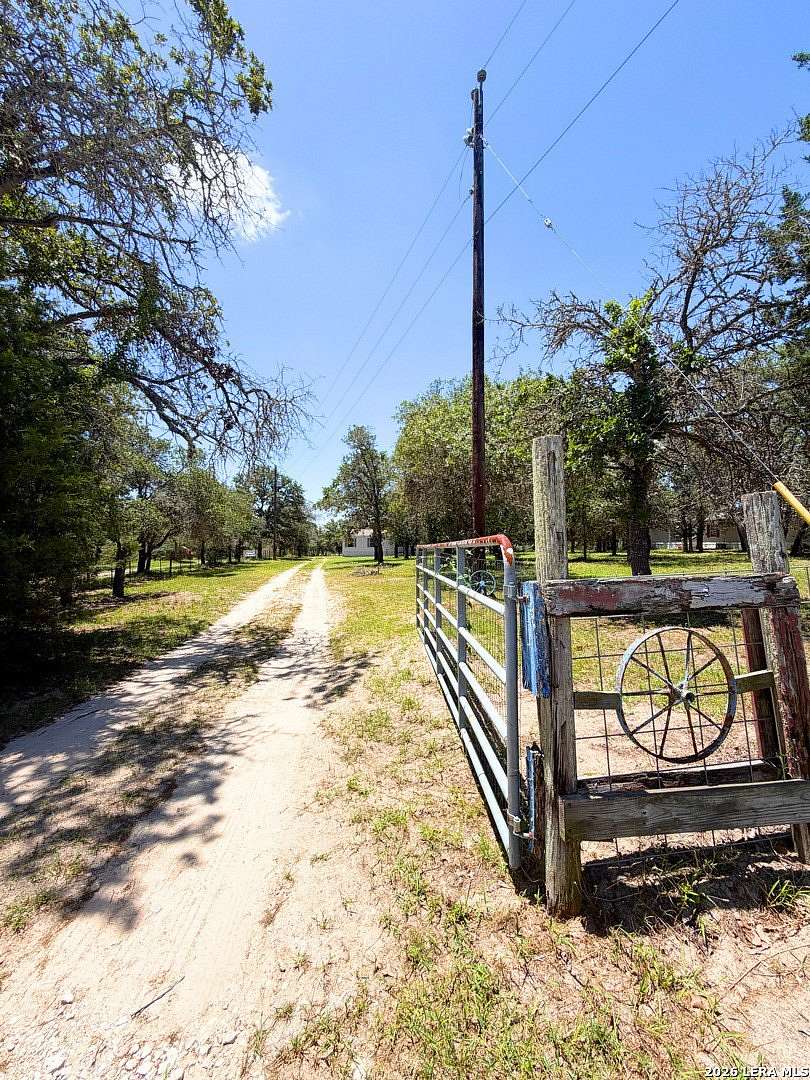 5 Acres of Residential Land for Sale in Seguin, Texas