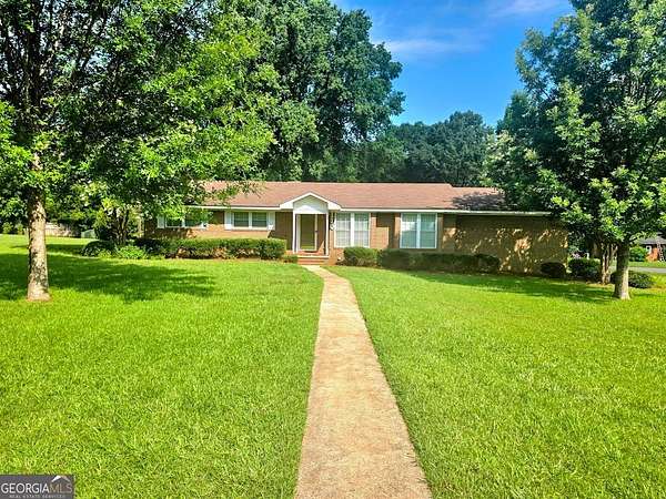1.5 Acres of Land with Home for Sale in Thomaston, Georgia