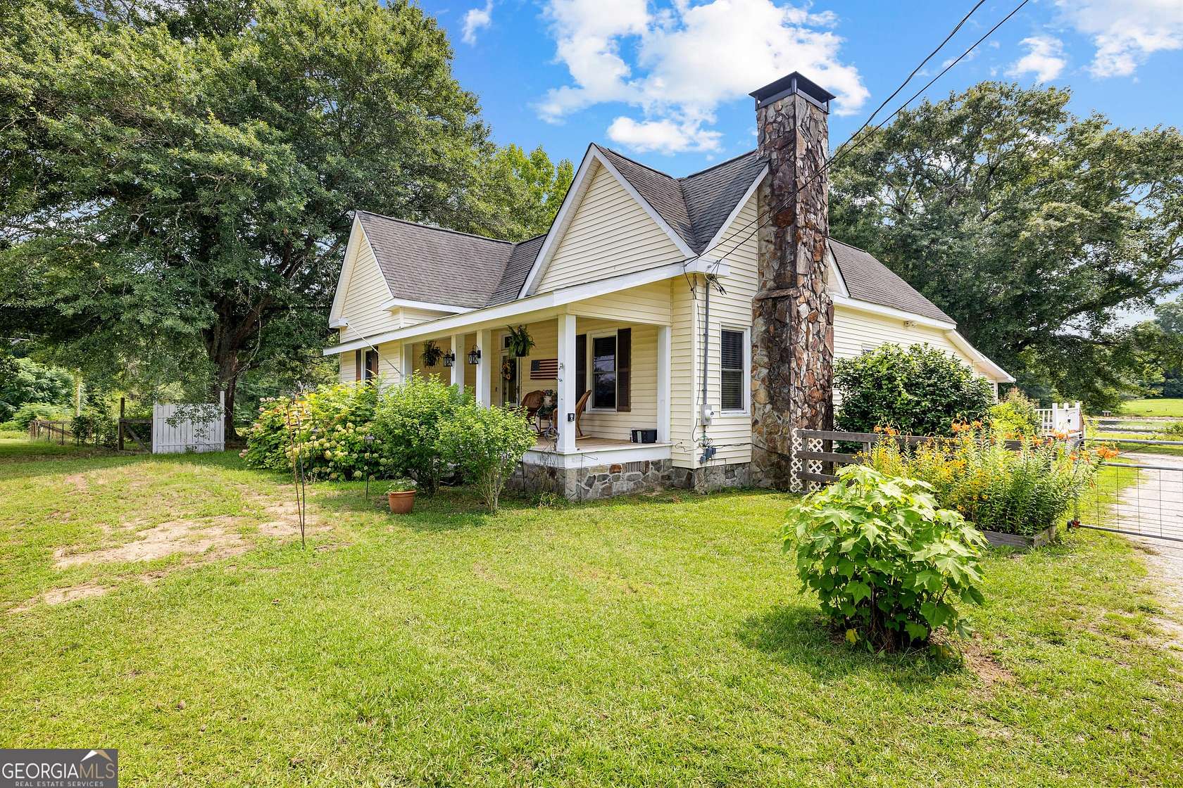 5 Acres of Land with Home for Sale in Fayetteville, Georgia