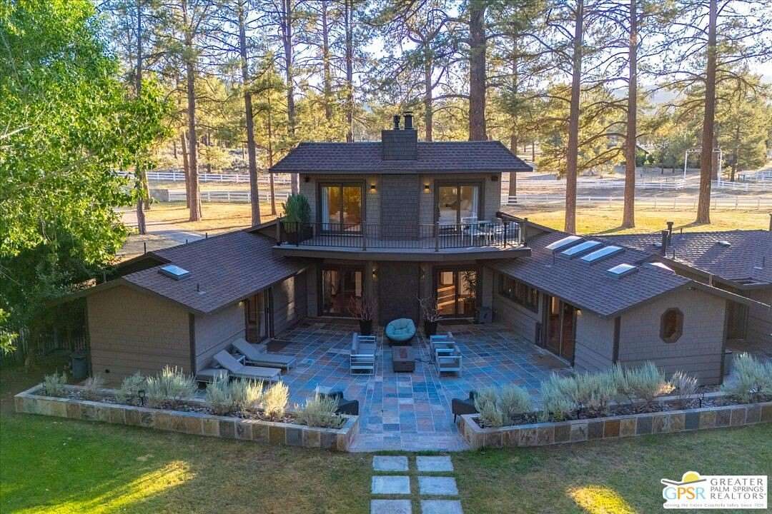 5.29 Acres of Land with Home for Sale in Mountain Center, California