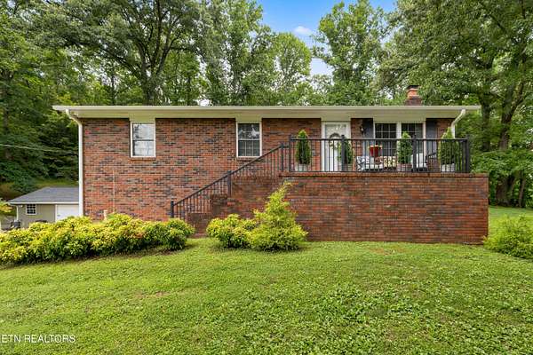 1.9 Acres of Land with Home for Sale in Heiskell, Tennessee