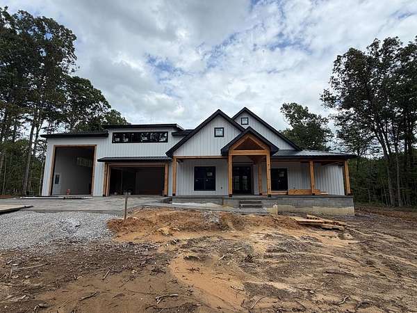 2.5 Acres of Land with Home for Sale in Jamestown, Tennessee