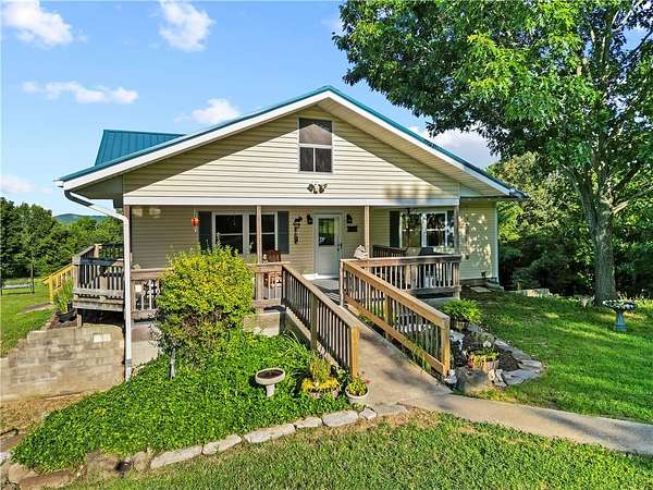 23 Acres of Recreational Land with Home for Sale in Western Grove, Arkansas