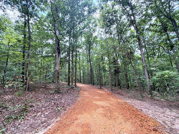 13.9 Acres of Recreational & Residential Land for Sale in New Concord, Kentucky
