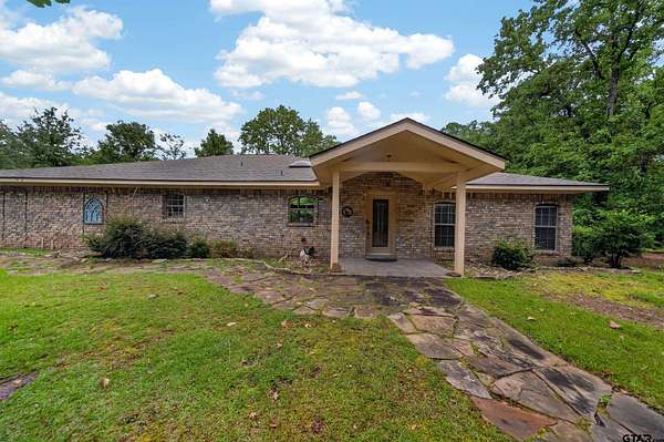 4 Acres of Land with Home for Sale in Hawkins, Texas