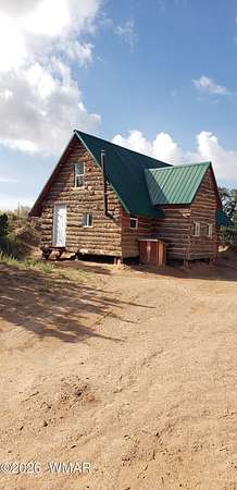80 Acres of Land with Home for Sale in St. Johns, Arizona